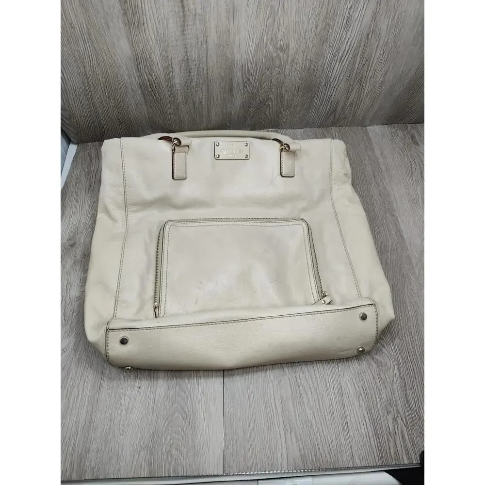 Kate Spade Baxter Street Cobble Hill Carry All Leather Top Handle Bag Cream